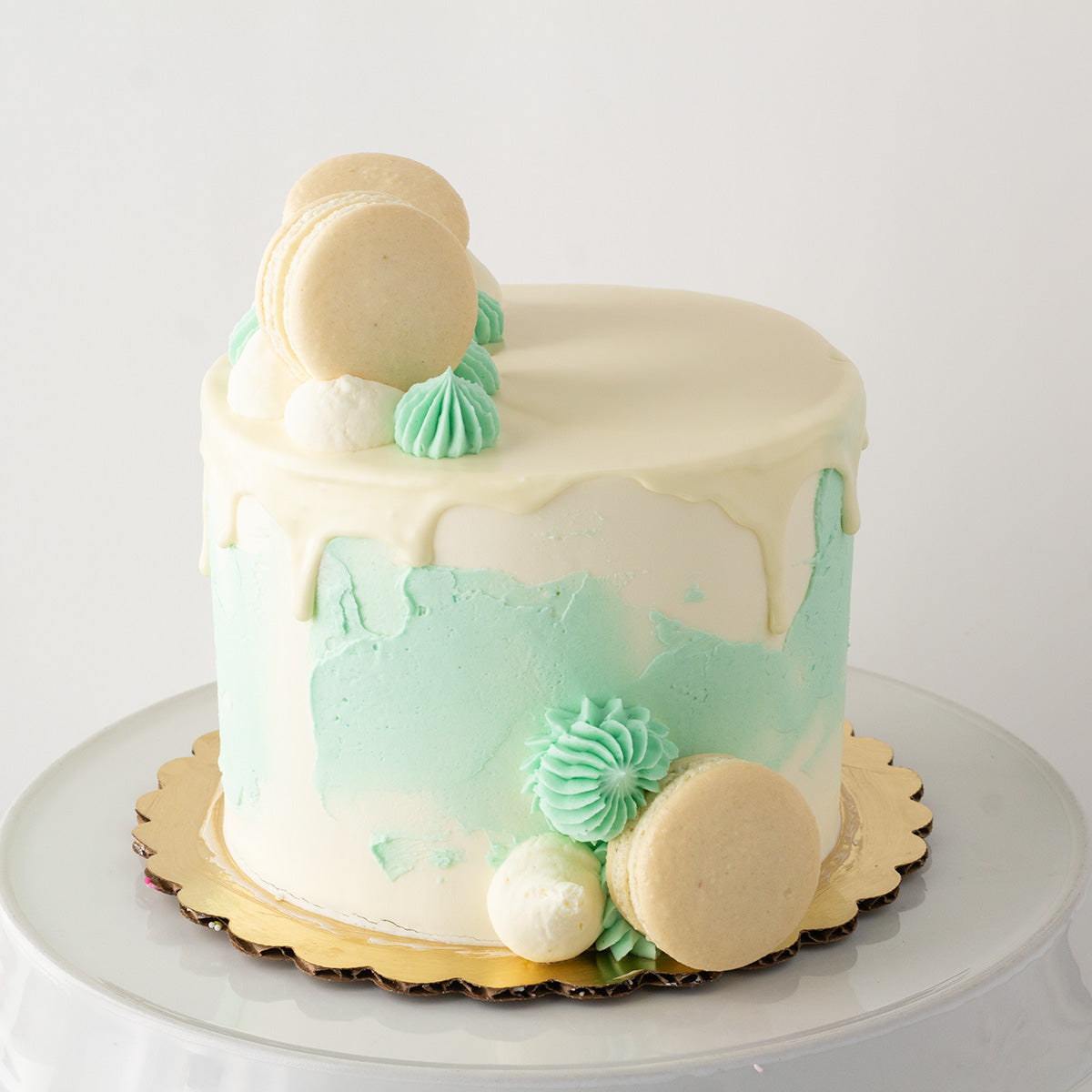Le Macaron Cake