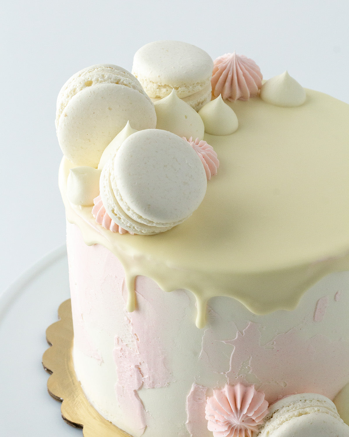 Le Macaron Cake