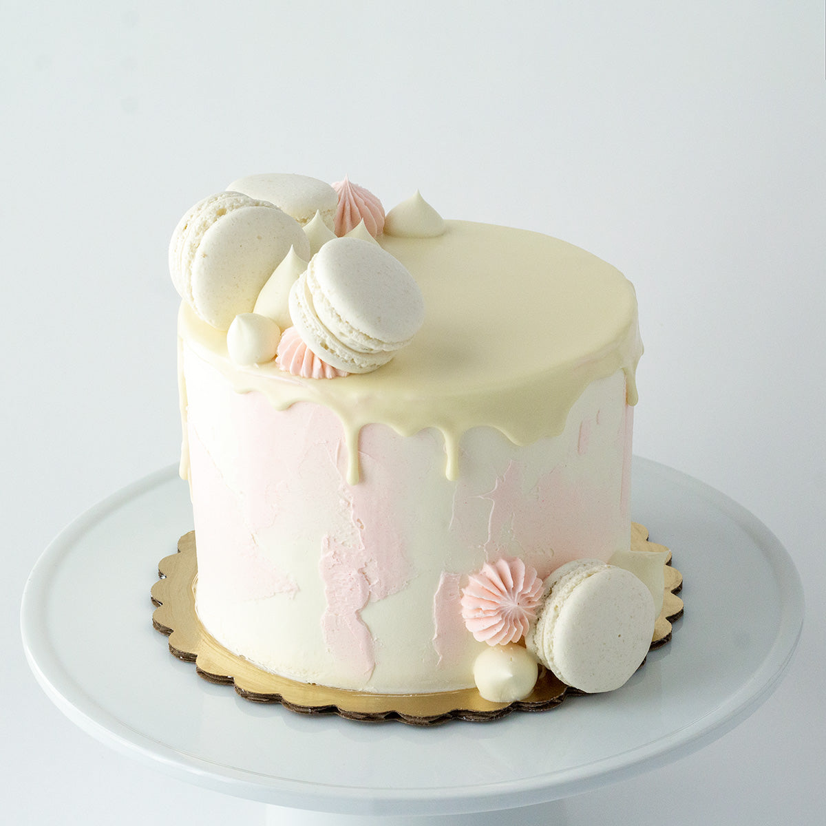 Le Macaron Cake