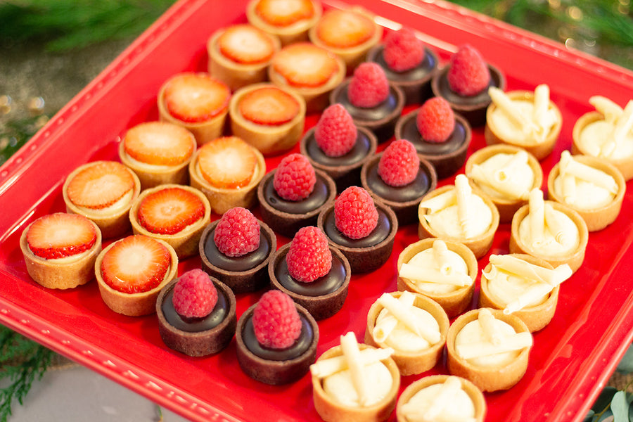 Holiday Sweet Table