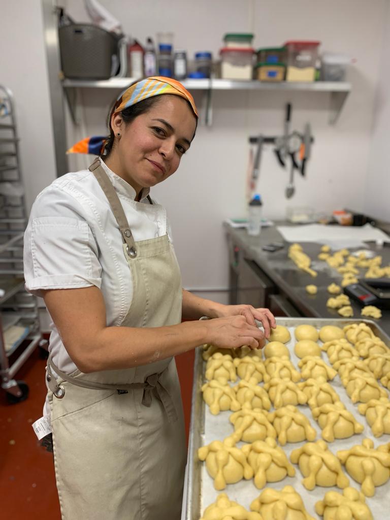 Pan de Muerto Totomoxtle