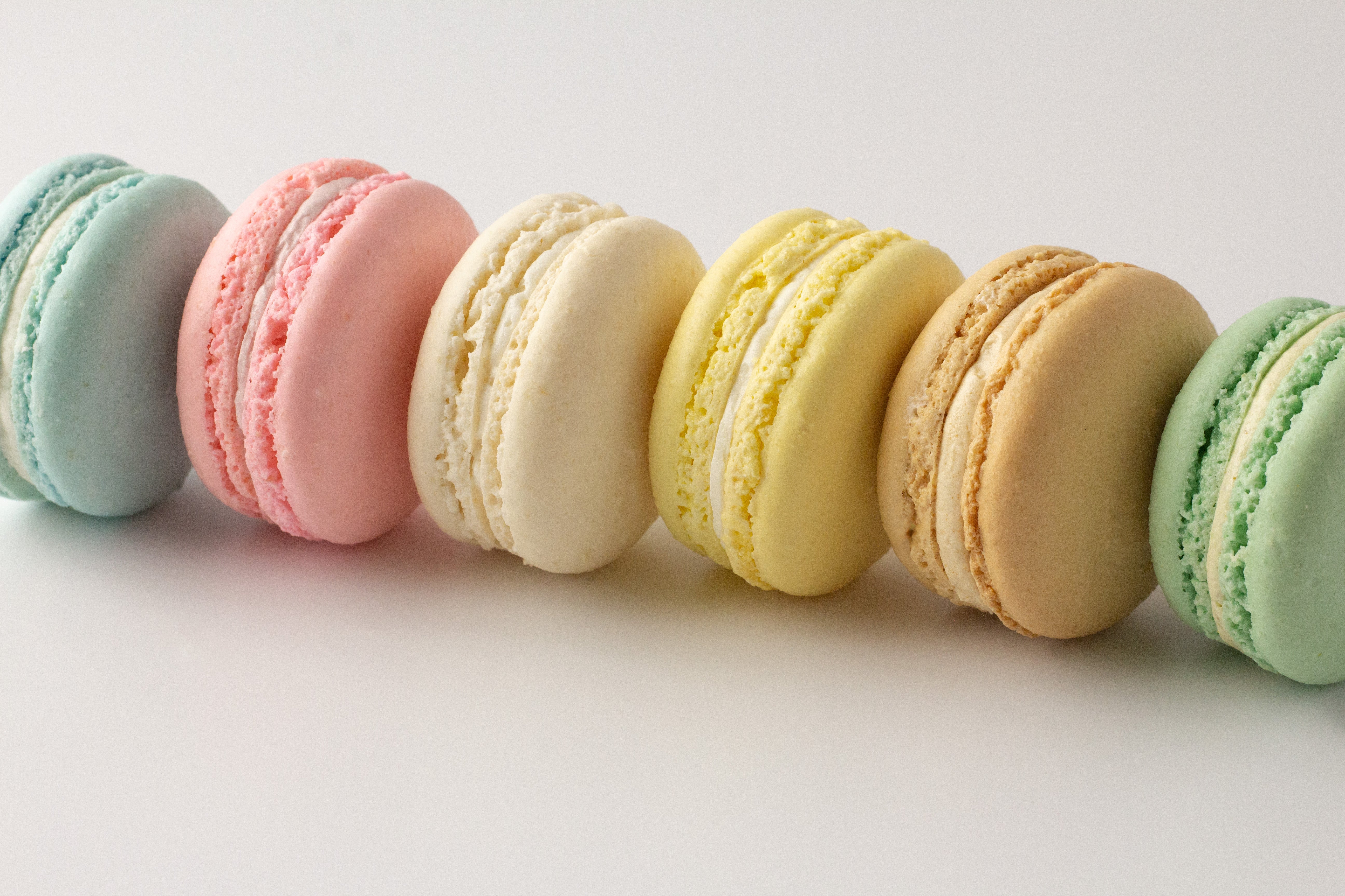 リナシュシュ　Sweet vanilla Macaron Vanilla Macaron – Bittersweet Pastry Shop